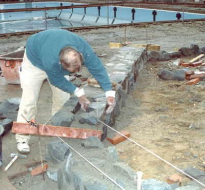 Präzises setzen - Stein für Stein